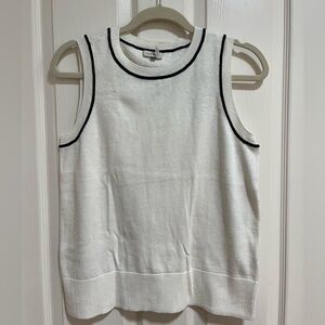 EUC Court & Rowe Cotton & Silk Tipped Sleeveless Sweater Vest Tennis Prep